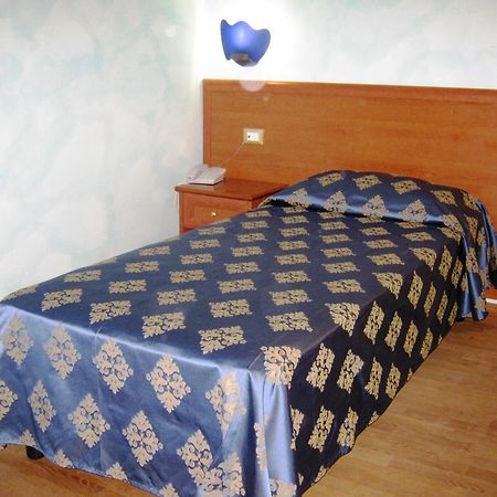 Hotel Villa D'Evoli Castropignano Стая снимка